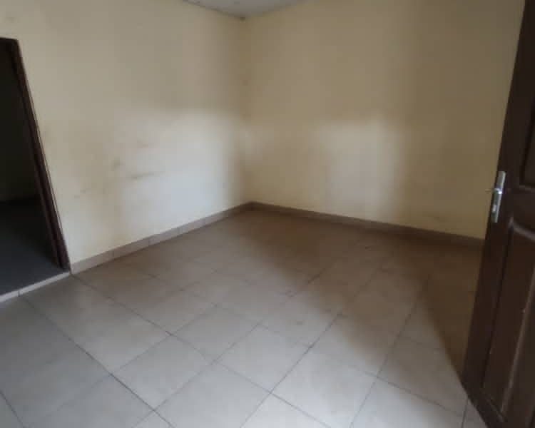 Chambre salon à louer
