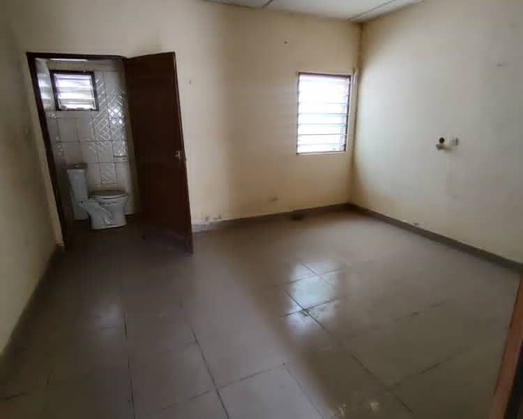 Chambre salon à louer