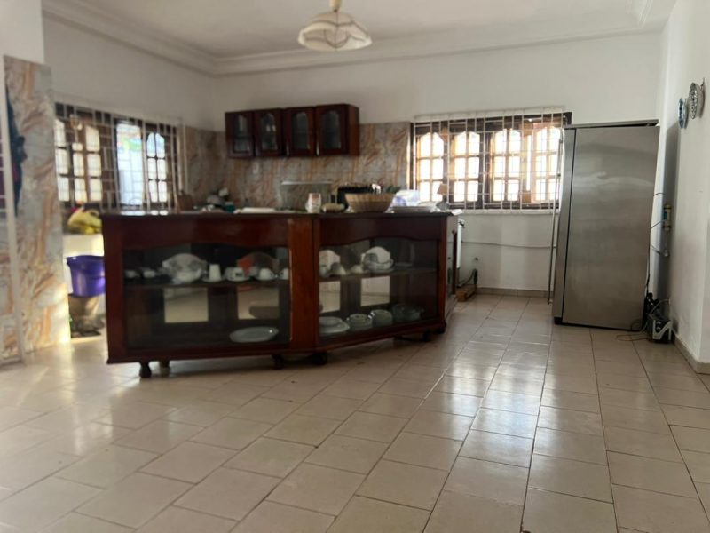 *MAISON BOURGEOISE À VENDRE À KEGUÉ*