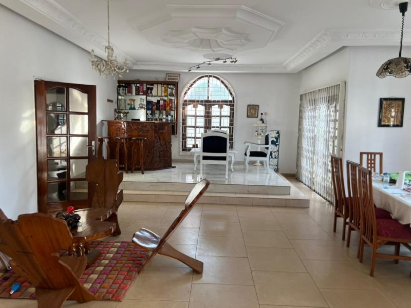 *MAISON BOURGEOISE À VENDRE À KEGUÉ*