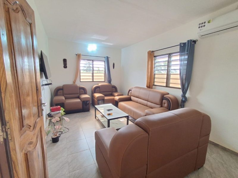 ✨✨`APPARTEMENT NON MEUBLÉ A LOUER À AGOÈ`