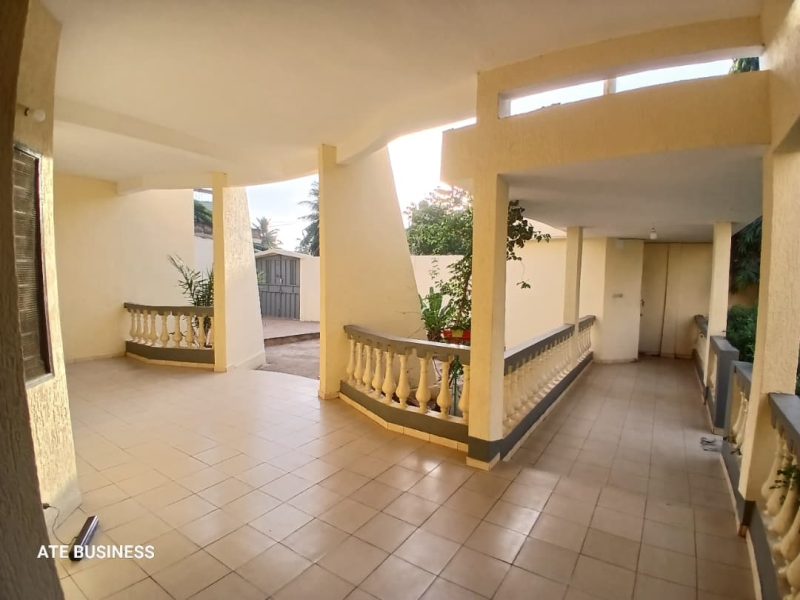 ✨✨Villa A LOUER_ agoe plateau proche de l'école galisha`