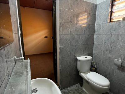 `✨✨Location de chambre salon à Djagblé`