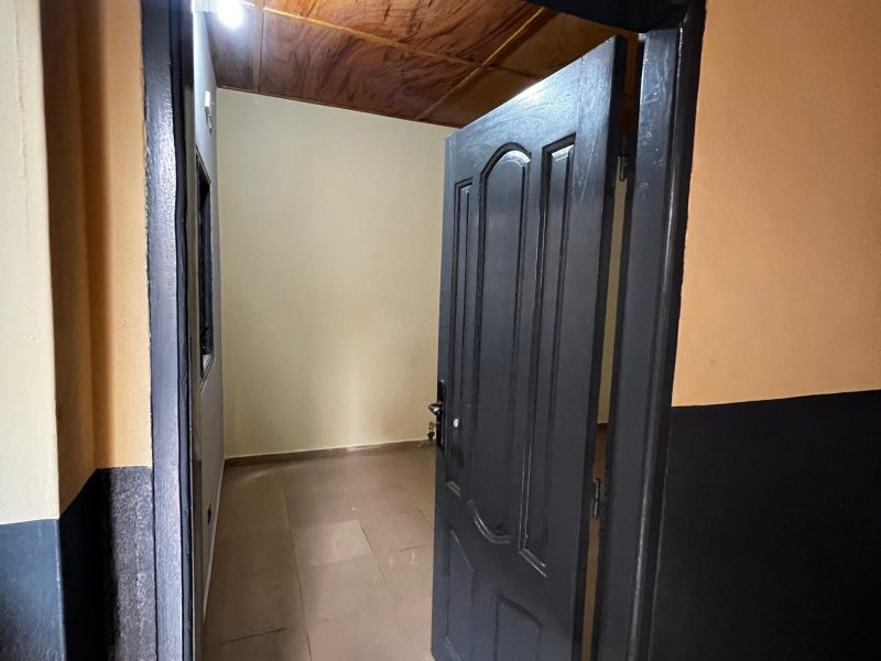 `✨✨Location de chambre salon à Djagblé`